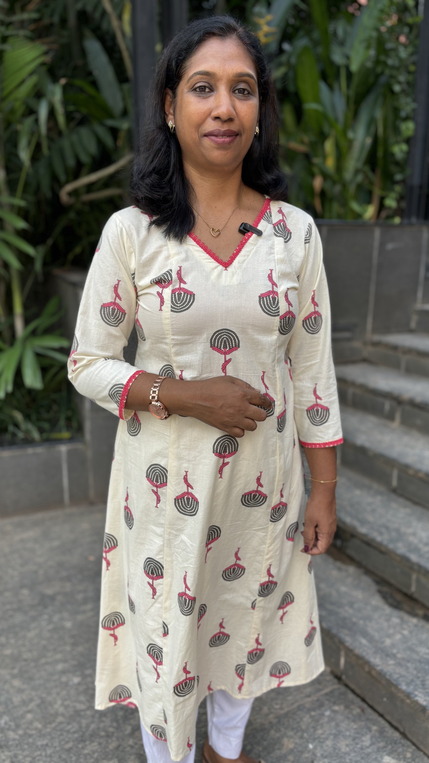 Maanvi Soft Cotton A-Line Kurti with Panel Cut & Lace Detail | Ivory Printed V-Neck Ethnic Wear for Women