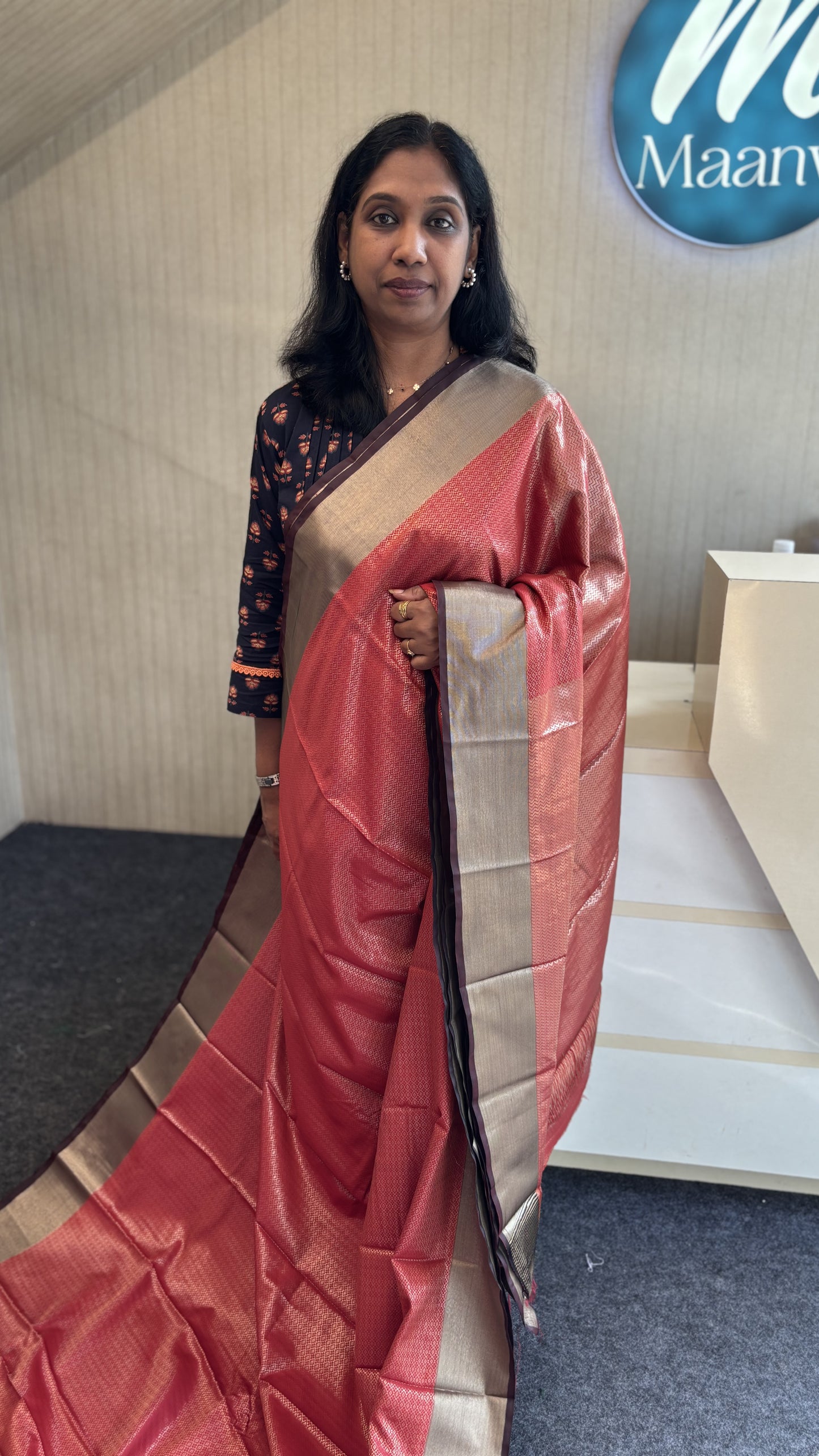 MAANVI SEMI SILK SAREE_MA-1018