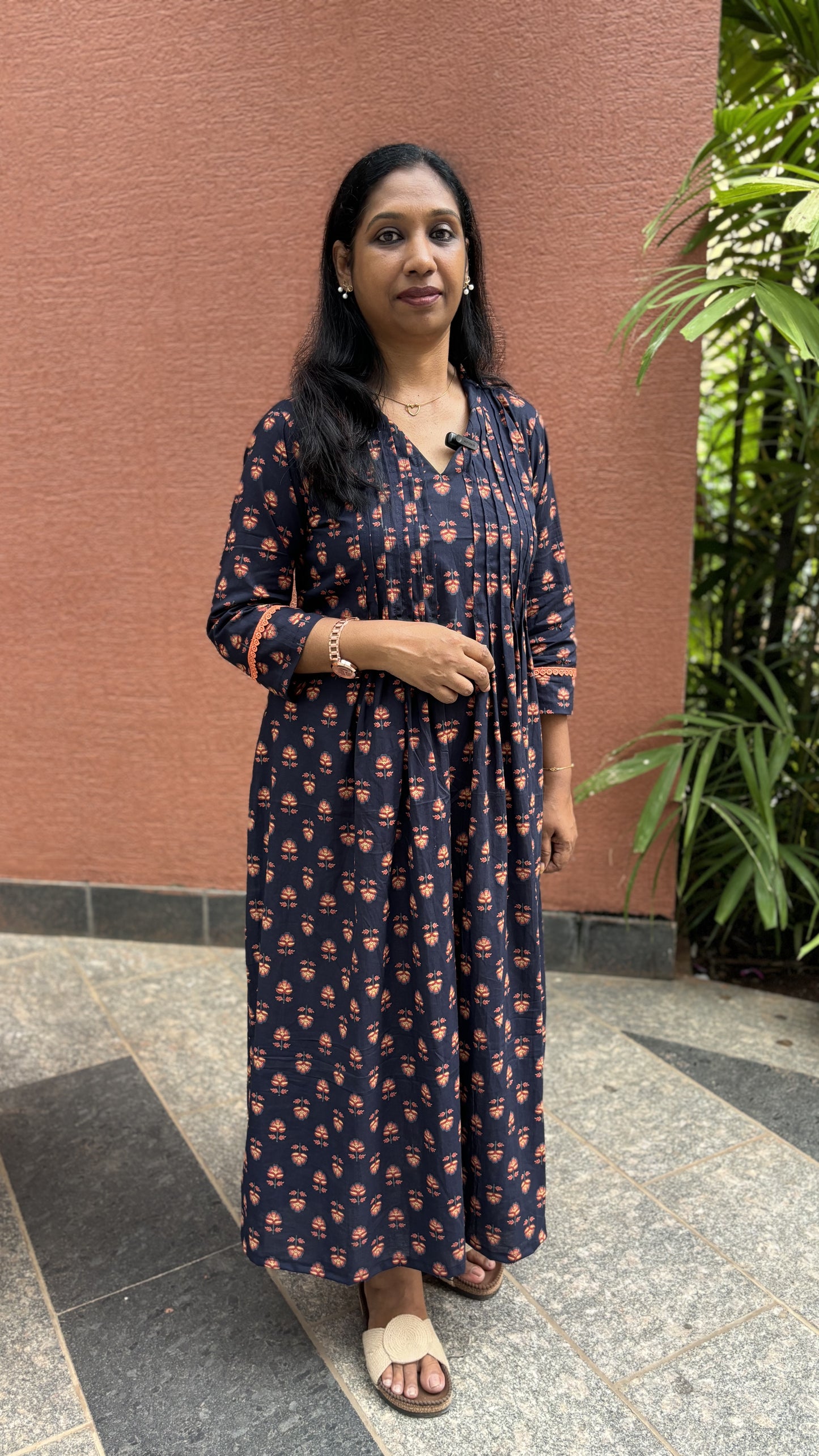 Maanvi Pure Cotton Pintuck Kurti with V-Neck & Lace Detail | Navy Blue Floral Printed Loose Fit Kurti for Women