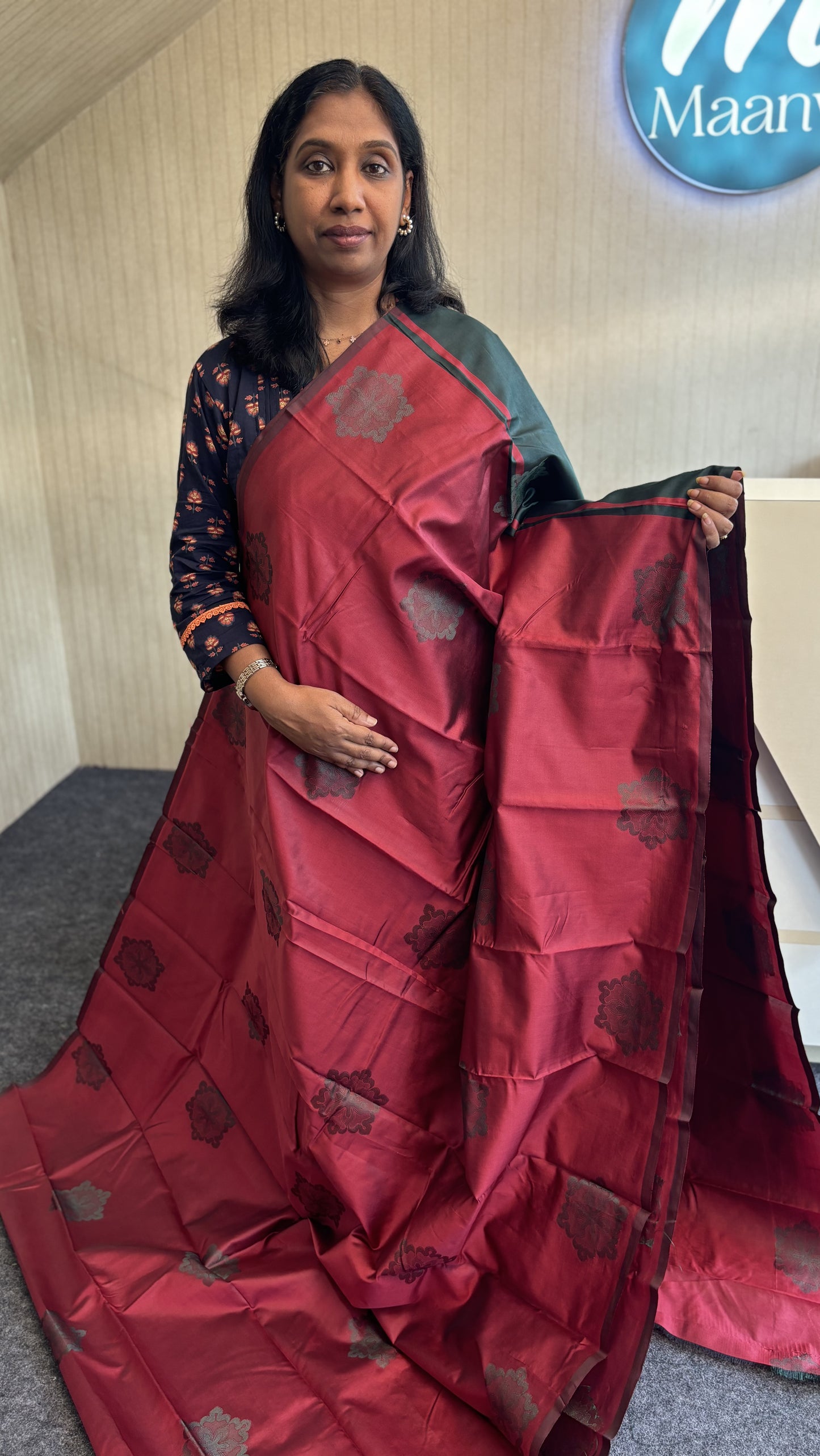 MAANVI SEMI SILK SAREE_MA-1014