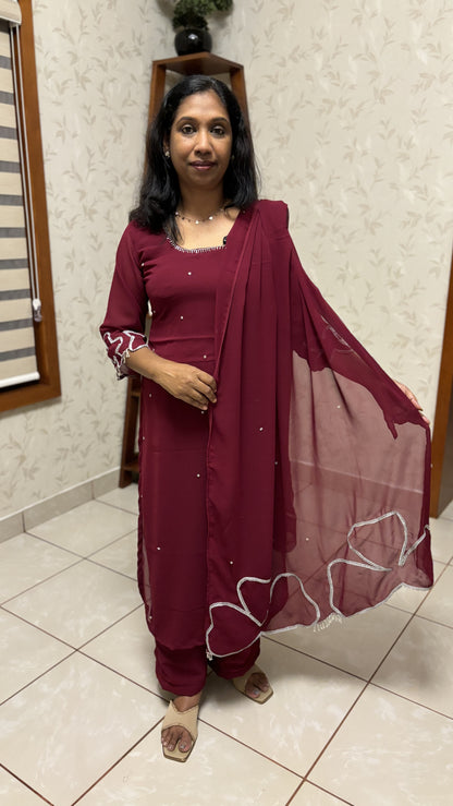 Maanvi Dark Maroon Georgette Slitted Party Wear Kurti Set with Cut Bead Work & Bhutta Detail | 3 Piece Set | MA-2030