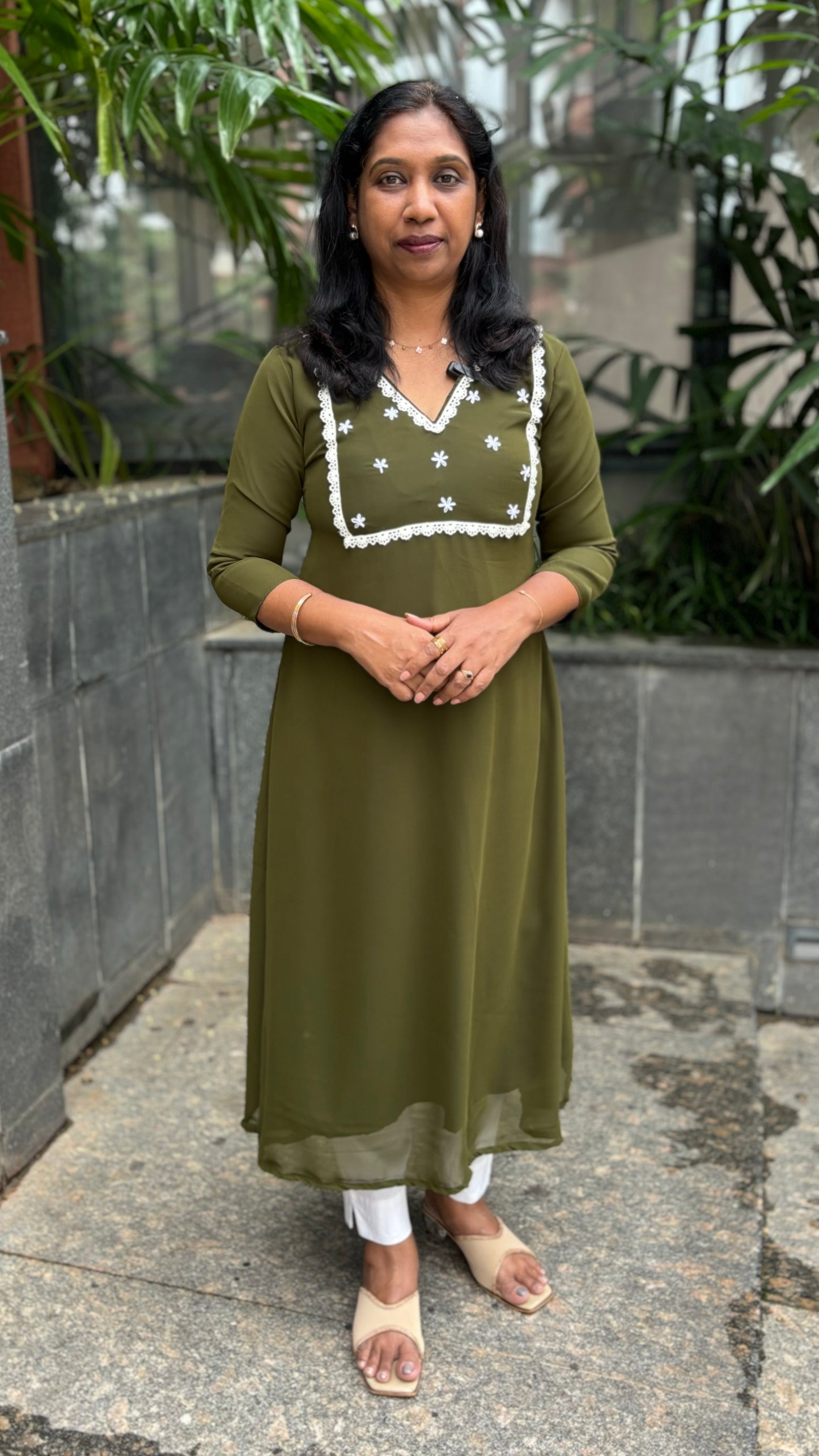 Maanvi Elegant Green Georgette A-Line Kurti with Lazy Daisy Stitch & Lace Detail | MA-2047