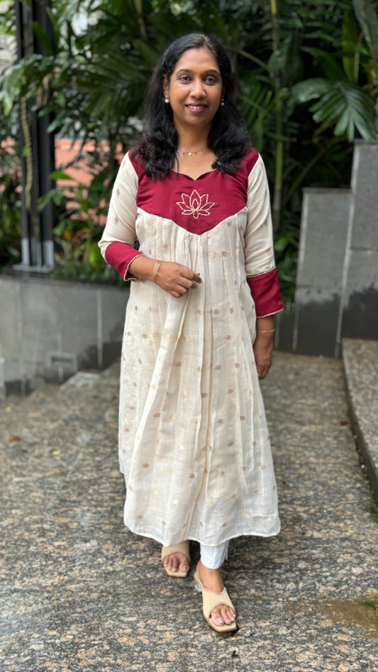 Maanvi Ivory Cotton A-Line Kurti with Chanderi Lotus Patch Work & Cut Bead Detail | Onam Collection | MA-2048