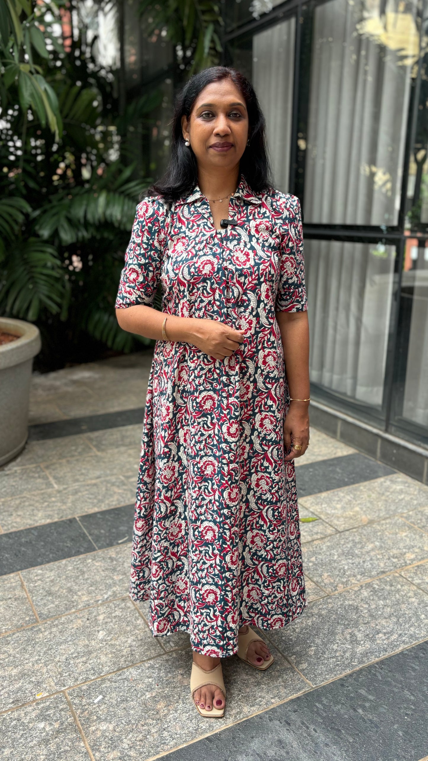 Maanvi PC Cotton A-Line Kurti with Collar Neck & Inverted Box Pleat | Big Print | MA-2054