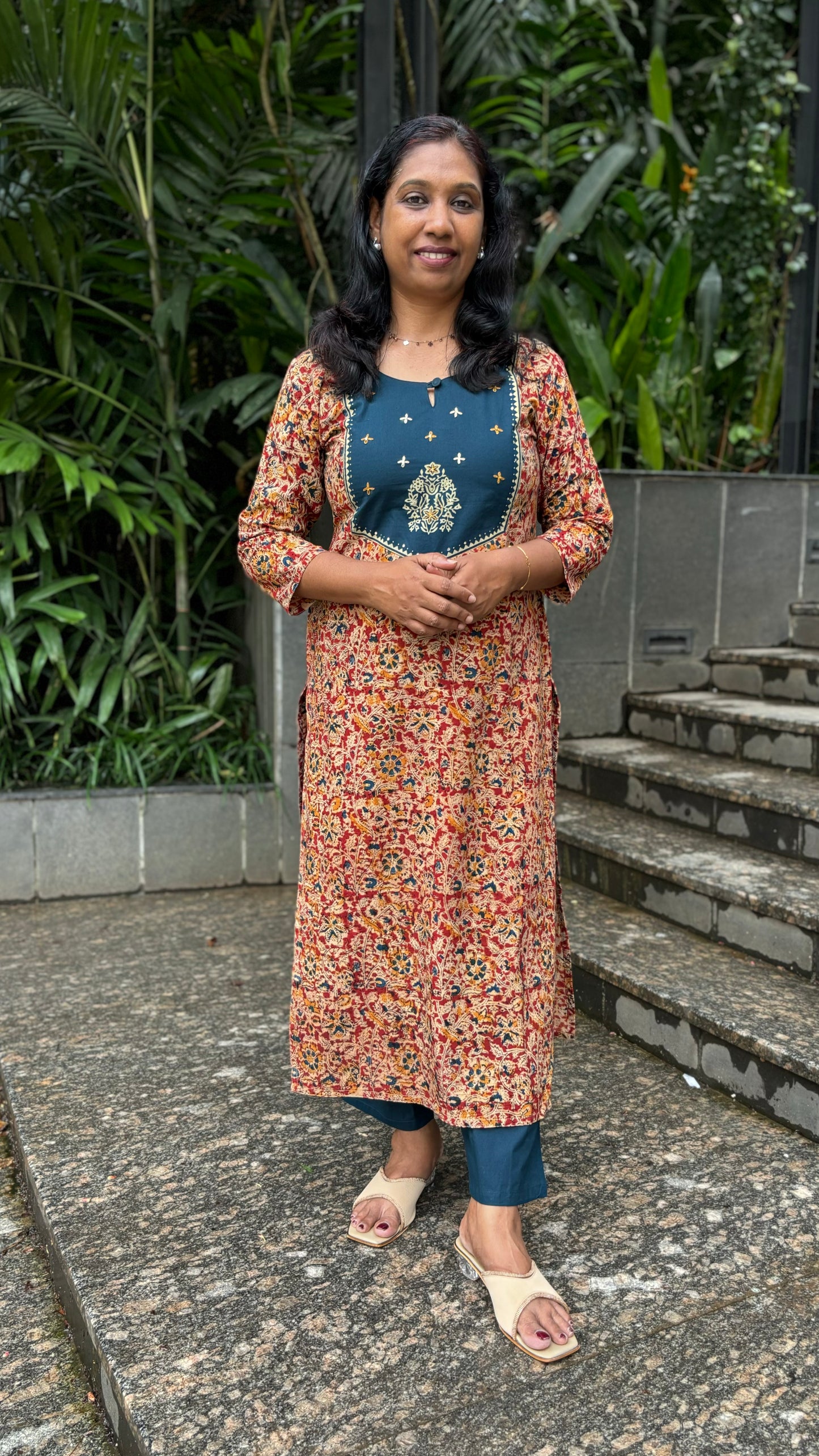 Teal Blue & Maroon Kalamkari Slitted Cord Set with Lazy Daisy & Kantha Work | MA-2070