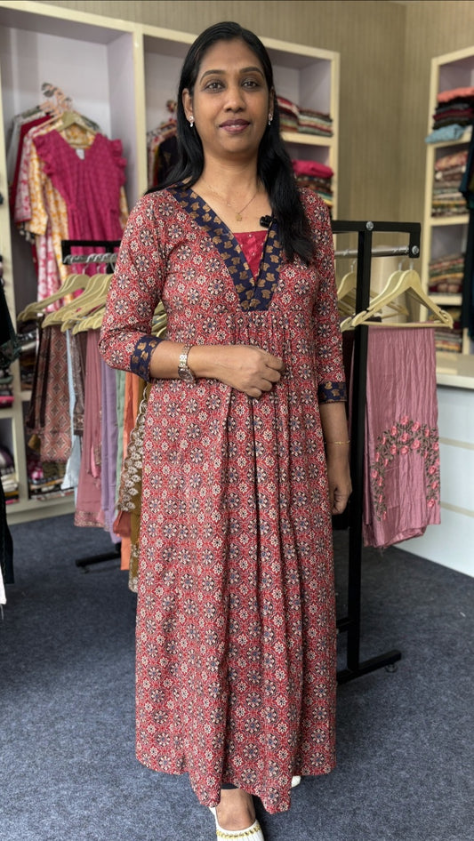 Maanvi In-House Maroon Ajarak Print Kurti with Blue Neck Detailing & Panel Gathers