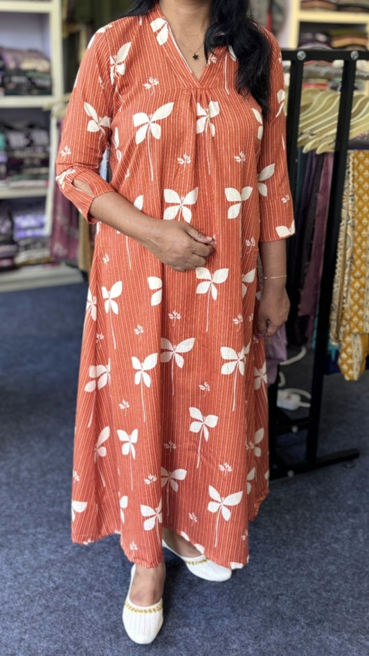 Maanvi Brick A-Line Kurti with Big Prints & Collar Neck | Stylish Daily Wear Kurti for Women