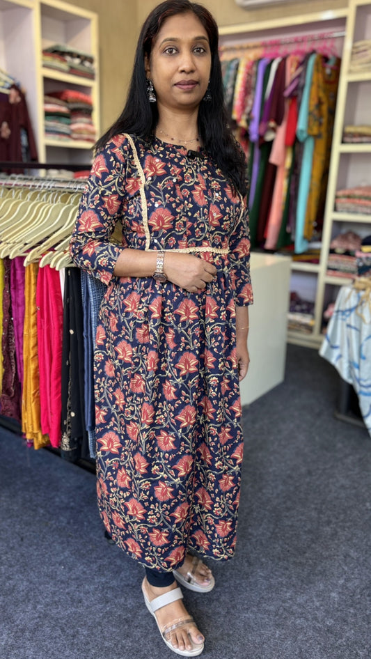 Maanvi Cotton A-Line Kurti with Pleats & Mirror Work | Folded V-Neck with Lace Detail | Printed Ethnic Wear for Women